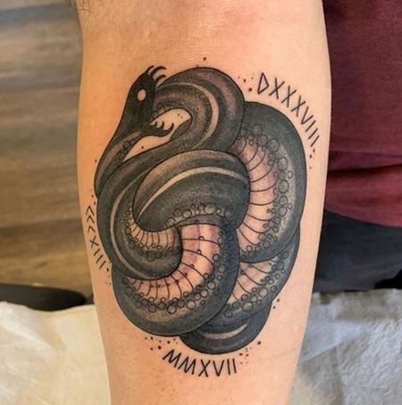 Tattoos - Jesse Carlton Infinity Snake - 140046